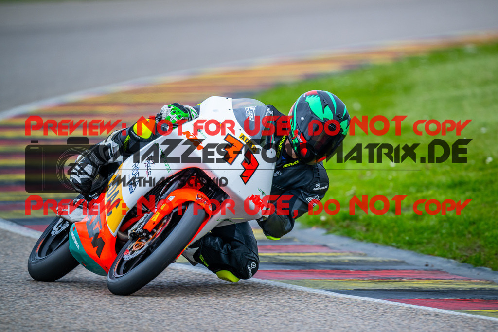 MaZZes_FotoMatrix_240503_6007705_8976 | KTM