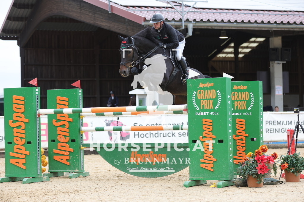 0P6A3573 | Willkommen bei Brunnmayr - Design & Fotografie – Ihrem Spezialisten für Reitturniere und Pferdeveranstaltungen in Oberösterreich, Salzburg und Bayern! Seit über 17 Jahren sind wir leidenschaftlich dabei.