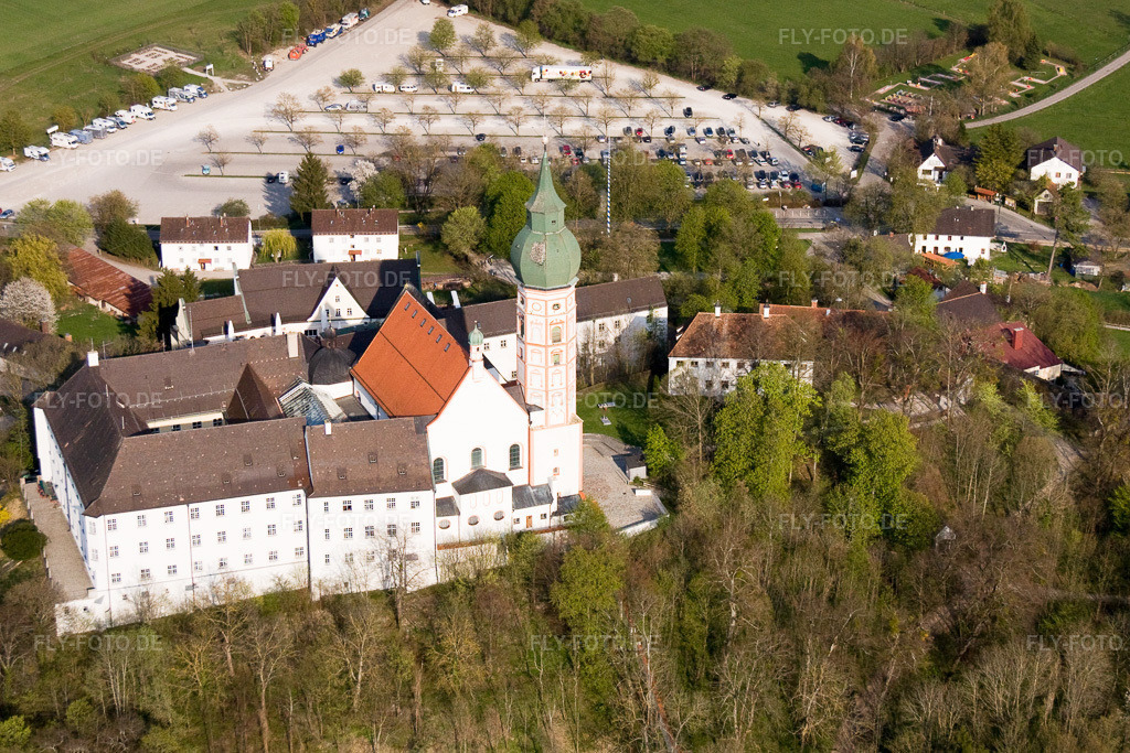 Luftbild: Kloster Andechs im Ortsteil Erling in Andechs im Bundesland Bayern in Deutschland. Foto: IMG_17892.jpg vom 15.04.2009 durch Werner Riehm/FLY-FOTO.deKloster Andechs