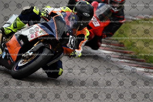 25bt02-1007 | markuskiefer.com - Realisiert mit Pictrs.com