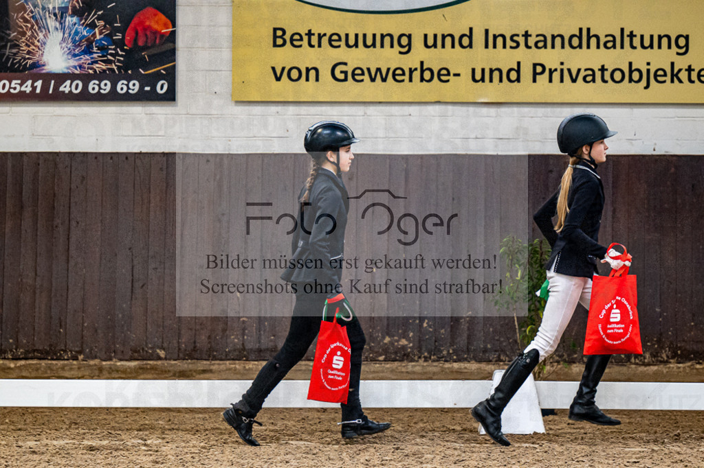 20240310-DOS_1220 | Entdecke hochwertige Reitturnierfotos von Foto Oger. Professionell, emotional und authentisch – jetzt Lieblingsmomente im Shop bestellen.Deutschlandweite Turnierfotografie. - Realisiert mit Pictrs.com