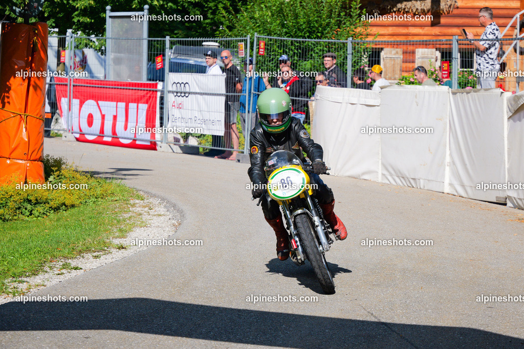 P1025831 | Erleben Sie atemberaubende, hochqualitative Fotos Ihrer Fahrt entlang der malerischen Alpenstraßen. Besuchen Sie alpineshots.com, um professionelle Aufnahmen Ihrer unvergesslichen Reise zu finden und zu kaufen - Realisiert mit Pictrs.com