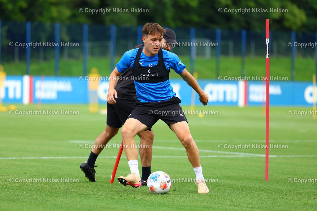 NH_HolsteinKiel_Training_29072025 | #40 Leon Parduzi (Holstein Kiel)Fußball I Herren I Training I Saison 2025-2026 I Holstein Kiel I 29.07.2025 I Citti-Fußballpark
