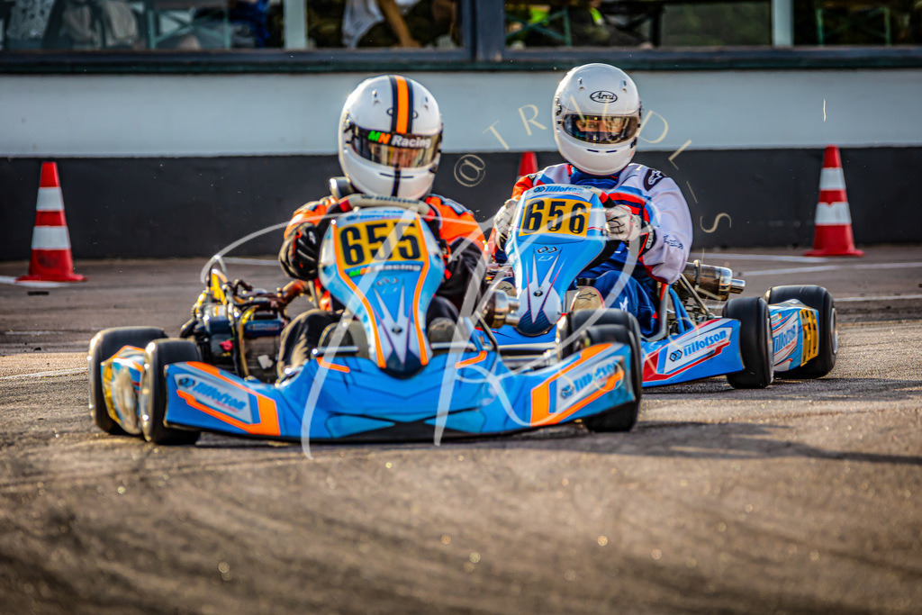 ADCF8B63-88DD-4820-83E4-E1BB8D1C490A | traudl_s_fotos