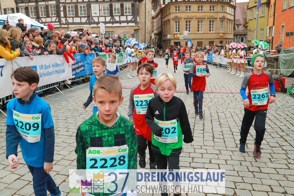 AOK JuniorCup 400m | 3Koenigslauf 2023 - Realisiert mit Pictrs.com