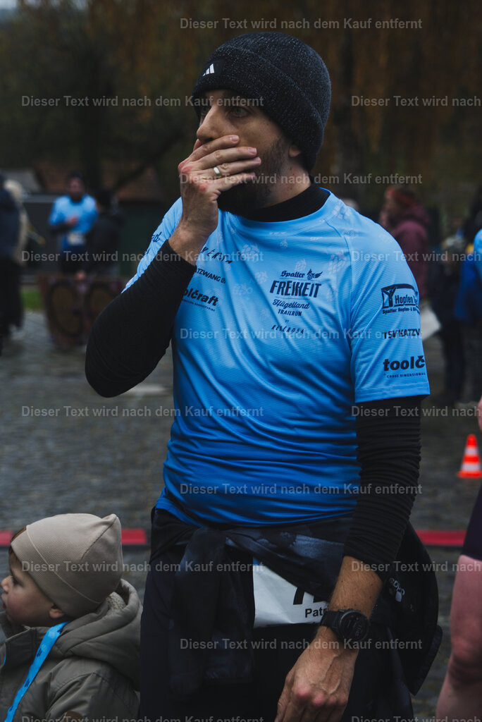 cineathletes-huegelland-2025-11-09-12-32-09 | Sportfotografie rund um Obstacle Course Racing und Trail Run - Realisiert mit Pictrs.com