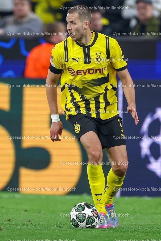 UCL1504251193 | 15.04.2025, Fußball, UEFA Champions League, Borussia Dortmund - FC Barcelona, BVB Stadion, Viertelfinale, Saison 2024 2025: Waldemar Anton (BVB #3) Regulations prohibit any use of photographs as image sequences and or quasi-video.