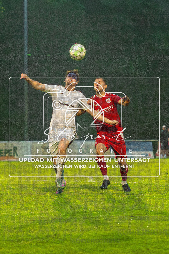 Landesliga Herren LG - TSV Ottersberg vs. TV Jahn Schneverdingen | Julian Stiehl (TSV Ottersberg #7), Micael Pinto Coelho (TV Jahn Schneverdingen #11); Landesliga Herren LG - TSV Ottersberg vs. TV Jahn Schneverdingen am 29.05.26 in Wümmestadion, Ottersberg - Realisiert mit Pictrs.com