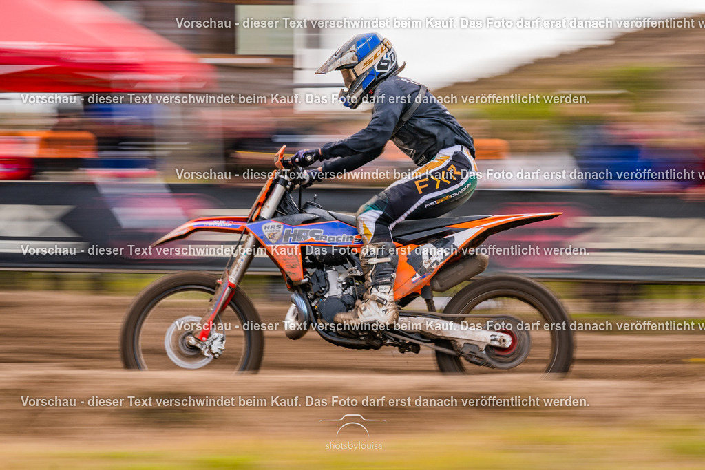 10_05_Dreetz-5509 | Sportfotografin aus Berlin-Brandenburg mit Fokus auf Motocross. Ich halte deine sportliche Leistung und echte Emotionen auf und neben der Strecke professionell fest. Entdecke die Fotos von deinem Rennen und bestelle sie direkt hier im Shop.