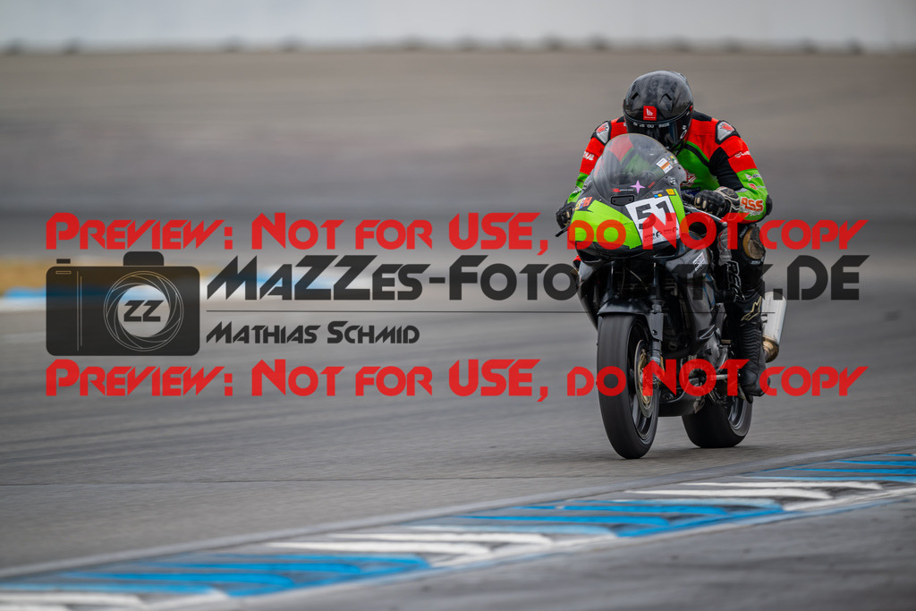 MaZZes-Fotomatrix-20260809-573948 | R1