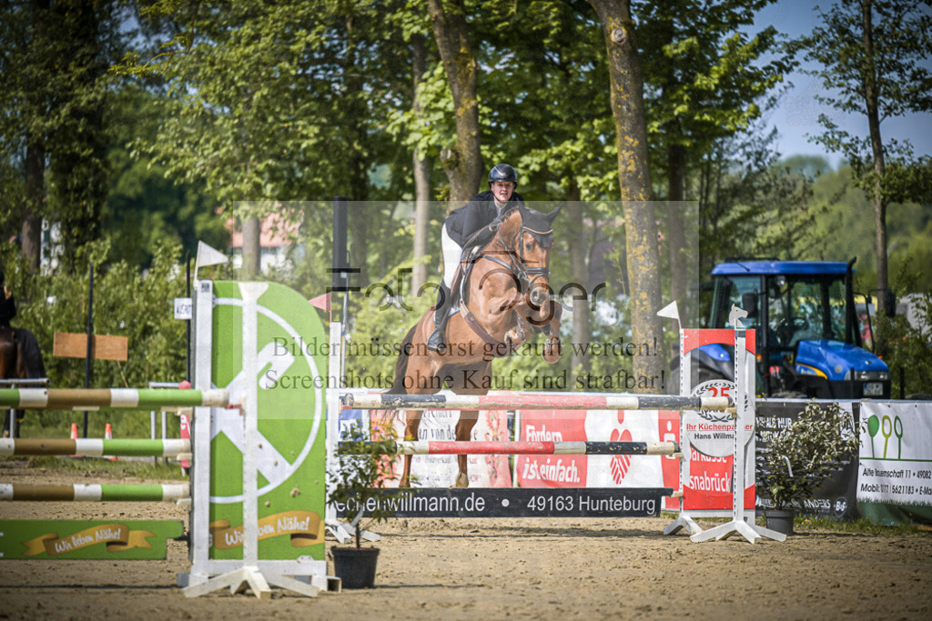 DOS_8334 | Entdecke hochwertige Reitturnierfotos von Foto Oger. Professionell, emotional und authentisch – jetzt Lieblingsmomente im Shop bestellen.Deutschlandweite Turnierfotografie. - Realisiert mit Pictrs.com