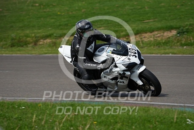 2024_05_14_PBK_22250 | Sportfotografie; SlowMotion; Video; Rennstrecke; Hafeneger; Speer; Racing; RSE; BMW; CBO; Trackday; Motorsportarena; Hockenheimring; Brno; Most; Barcelona; Valencia