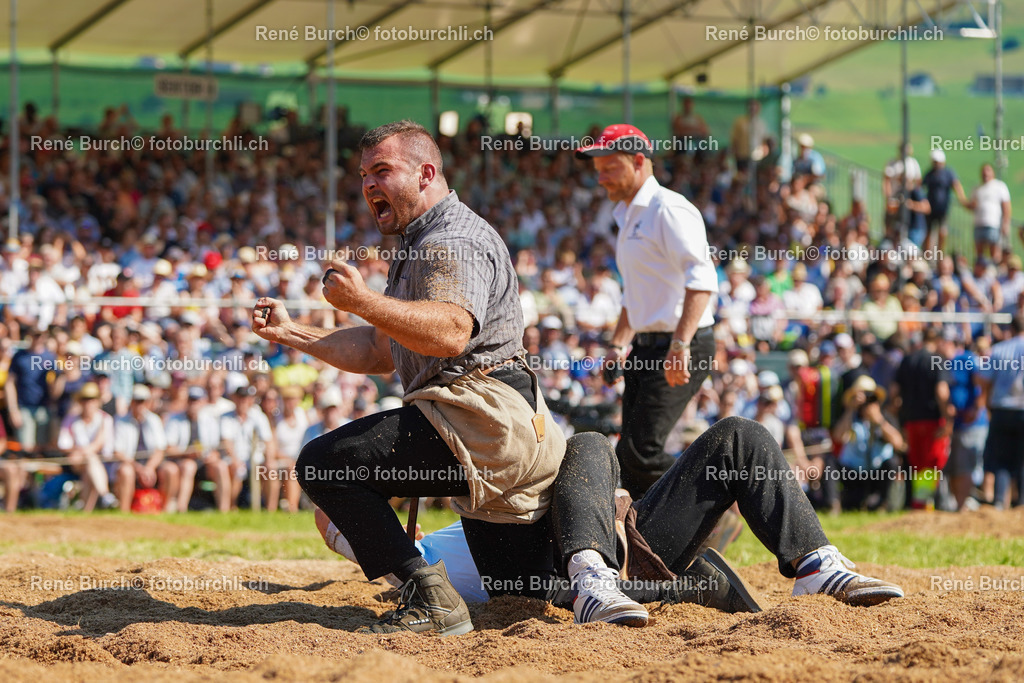 20220703-DSC02292 (2) | René Burch leidenschaftlicher Fotograf aus Kerns in Obwalden.  Hier finden sie Sport, Landschaft und Natur Fotografie.
 - Realisiert mit Pictrs.com