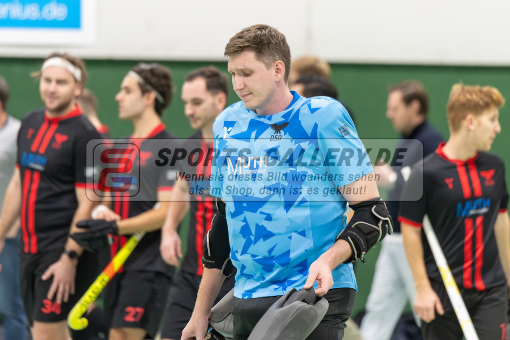 SFE_20251213_0015 | Köln, Deutschland, 13.12.2025:  Hockey 1. Bundesliga Herren Rot-Weiss - DSD Düsseldorf im KTHC Stadion Rot-Weiss Köln Tennis and Hockey Club am 13.12.2025 in Köln, Deutschland. (Foto von Fehrmann)Köln, Germany, 13.12.2025: Hockey 1. Bundesliga Herren Rot-Weiss - DSD Düsseldorf in KTHC Stadion Rot-Weiss Köln Tennis and Hockey Club at 13.12.2025 in Köln, Deutschland. (Foto from Fehrmann)