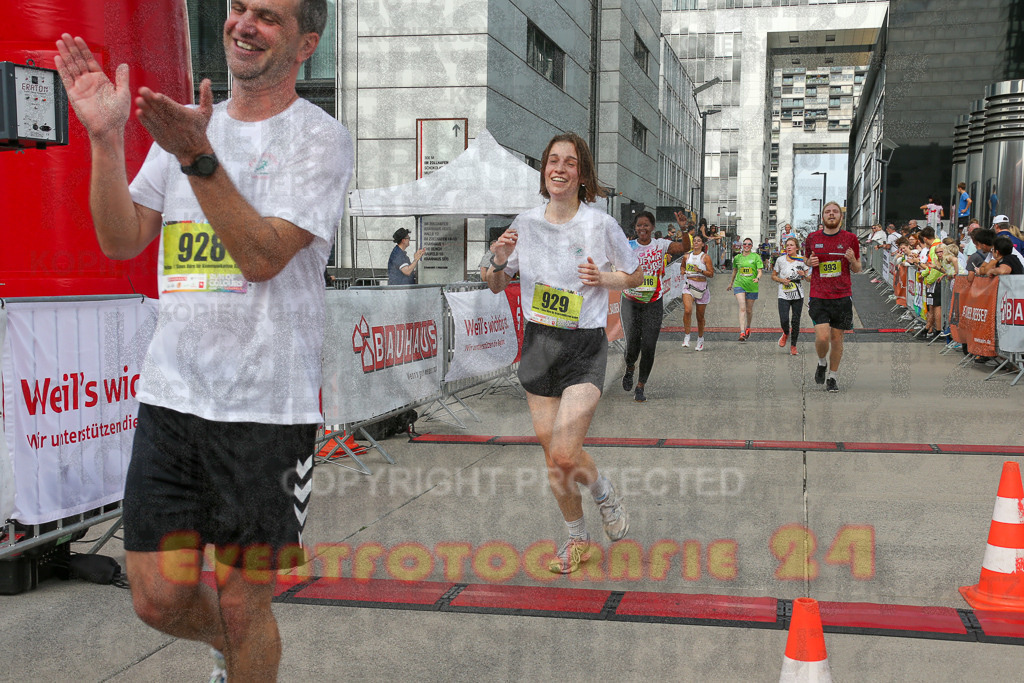 250920_1332_EX1_5334 | Sportfotografie im Rhein-Sieg Kreis, Köln, Bonn, NRW, Rheinland Pfalz, Hessen, etc. Unser Tätigkeitsfeld umfasst den Laufsport vom Volkslauf über den Marathon, Duathlon, Triathon bis zum Ultralauf wie Kölnpfad Ultra oder Schindertrail.