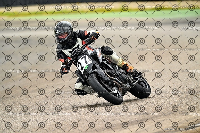 25bt02-0032 | markuskiefer.com - Realisiert mit Pictrs.com