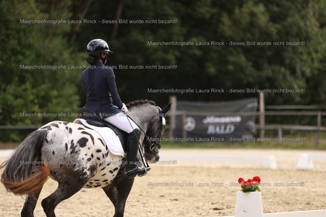 HG9A1063 | laurarinckfotografie - Realisiert mit Pictrs.com