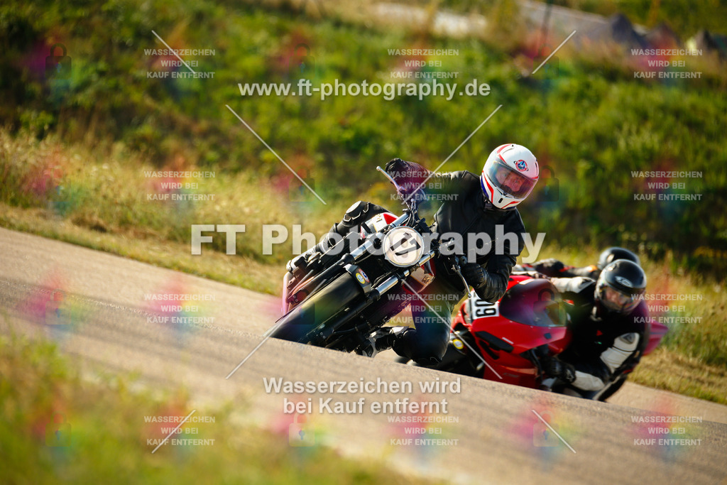 _MOT5949 | Hier findet Ihr Bilder von Touristenfahrten auf der Nürburgring Nordschleife oder von anderen Veranstaltungen die ich besucht habe. Viel Spass beim Durch Schauen 