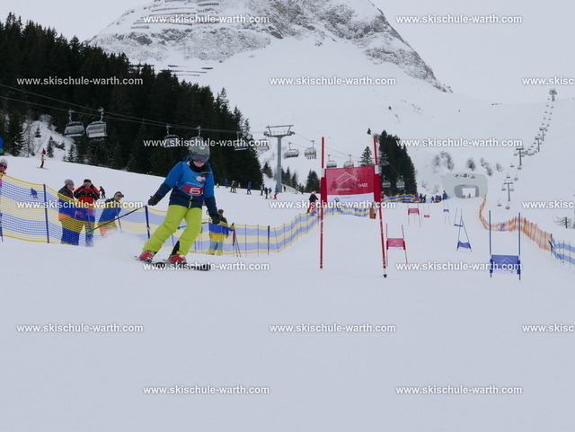 Gruppe Marvin (11) | Photos von der Skischule Warth - Realisiert mit Pictrs.com