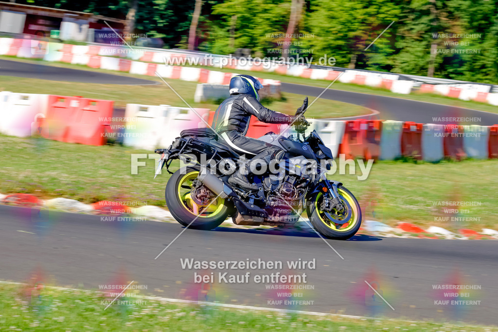 _MOT8805 | Hier findet Ihr Bilder von Touristenfahrten auf der Nürburgring Nordschleife oder von anderen Veranstaltungen die ich besucht habe. Viel Spass beim Durch Schauen 