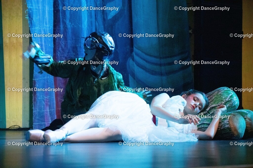 GPHY2898 | DanceGraphy - Realisiert mit Pictrs.com