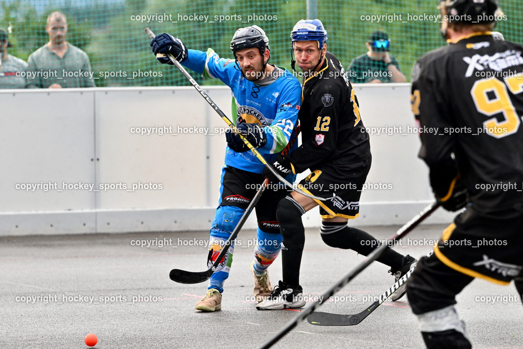 VAS Villach vs. ASKÖ Hockey Villach | #22 FRIEDRICH Lukas ASKÖ Villach Hockey, #12 Duricky Jan VAS Villach, VAS Villach vs. ASKÖ Hockey Villach, VAS Villach vs. ASKÖ Hockey Villach am 03.07.2025 in Villach (Alpen Arena ), Austria, (Photo by Bernd Stefan)