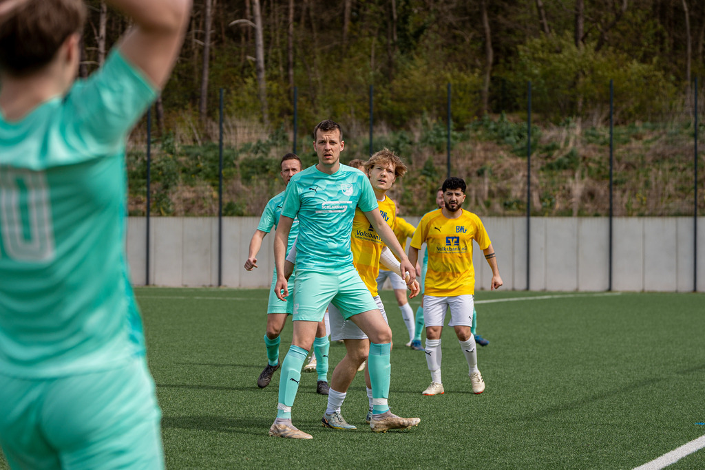 Fußball I Herren I Saison 2025-2026 I 1. Kreisklasse VEC I 18. Spieltag I BW Lohne III - SV Fortuna Einen I 23250 | jns.sportfotos - Realisiert mit Pictrs.com