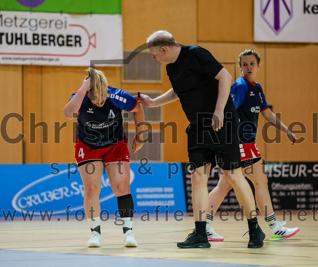 2023-12-09_001_SpVgg_Altenerding_gegen_HSG_Freising-Neufahrn | Erding, Deutschland, 09.12.2023:
Handball, Bezirksoberliga Frauen Altbayern 2023 / 2024, 9. Spieltag, SpVgg Altenerding gegen HSG Freising-Neufahrn, Endergebnis: 29:28

Theresa Obermeier (HSG Freising-Neufahrn, #4)

Foto: Christian Riedel / fotografie-riedel.net