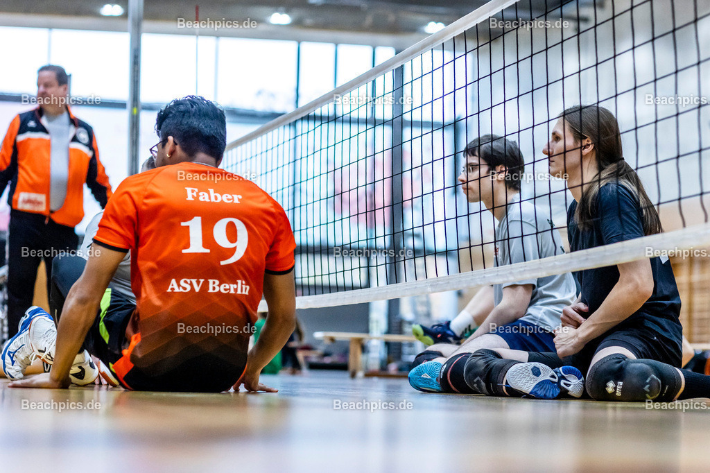 2024-00111436-3-Icke-Cup-Berlin |  16.11.2024; Berlin Foto: Gerold Rebsch - www.beachpics.de