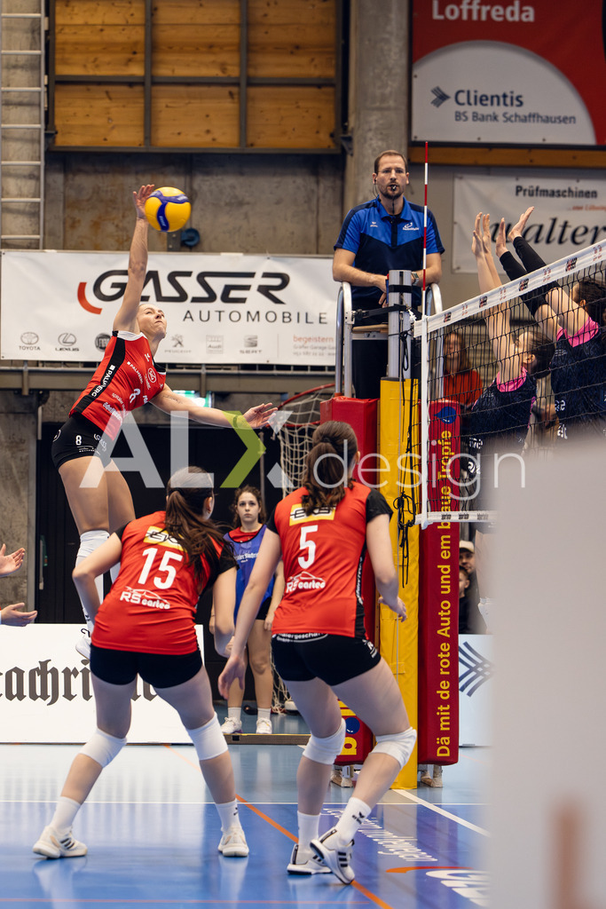 Volleyball I Frauen I Saison 2025-2026 I Volleyball NLA | Women I Round 14 I VC Kanti Schaffhausen - NLZ Volleyball Academy Zürich I 16.01.2026 | VC Kanti Schaffhausen - 8 Lina-Marie Lieb (DE) – Aussen - Realisiert mit Pictrs.com