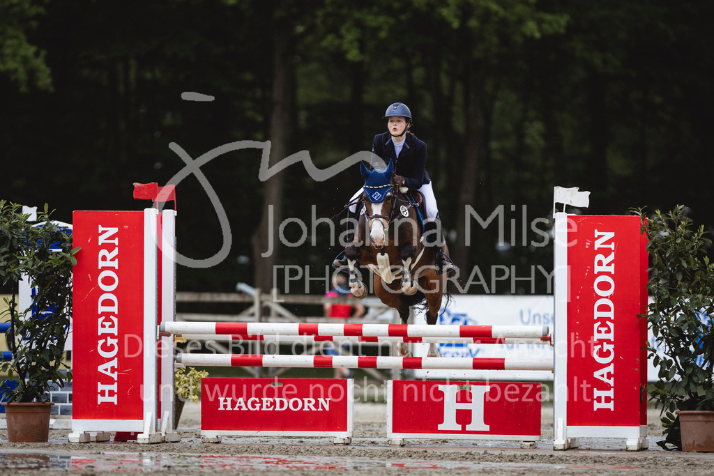 240504_PonyTrophy-128 | Deine schönsten Turniermomente als professionelle Fotos! Entdecke hochwertige Pferdesport-Fotografie im Online-Shop. Jetzt Fotos finden & bestellen!