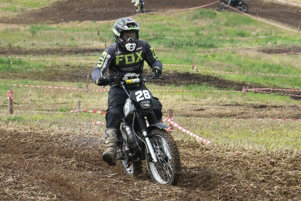 DSC_0232 (2) | Sportfotografie , Motorsport, Motoross, Reitsport, Mointainbike, Enduro,
Landschaft , Outdoor, Eventfotografie, Landschaft, Bilder online bestellen - Realisiert mit Pictrs.com