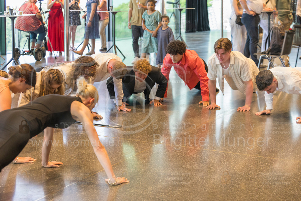 FeusiDiplomfeier_R6II3165 | Brigitte Münger / bmsportphotography - Realisiert mit Pictrs.com