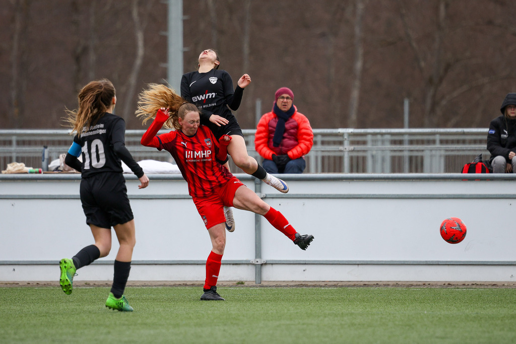 20260329-FCH-HS_015 | 1.FC Heidenheim 1846 II vs. SGM Hohenmemmingen/Sontheim, Fußball, Frauen, Bezirksliga, 2025/2026, 14. Spieltag, 29.03.2026 in Heidenheim, Kunstrasen b. Voith-Arena West(Foto: Michael Bulling) - Realisiert mit Pictrs.com