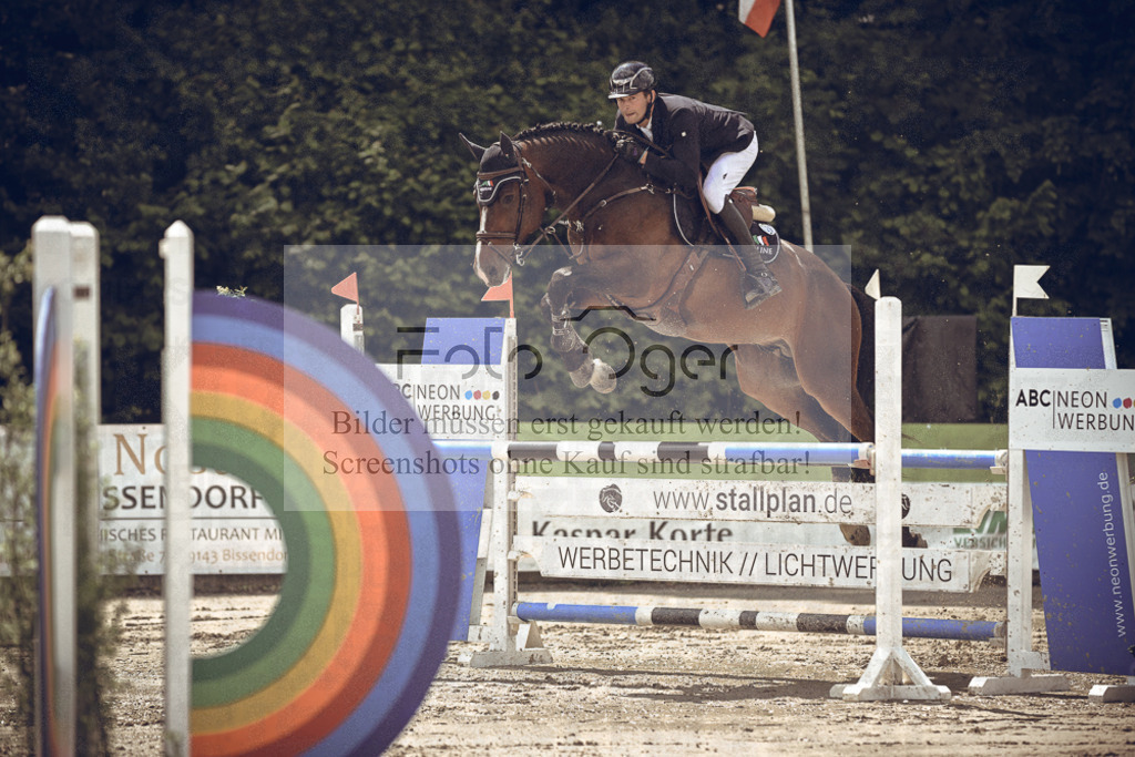 20240530-DOS_1766 | Entdecke hochwertige Reitturnierfotos von Foto Oger. Professionell, emotional und authentisch – jetzt Lieblingsmomente im Shop bestellen.Deutschlandweite Turnierfotografie. - Realisiert mit Pictrs.com