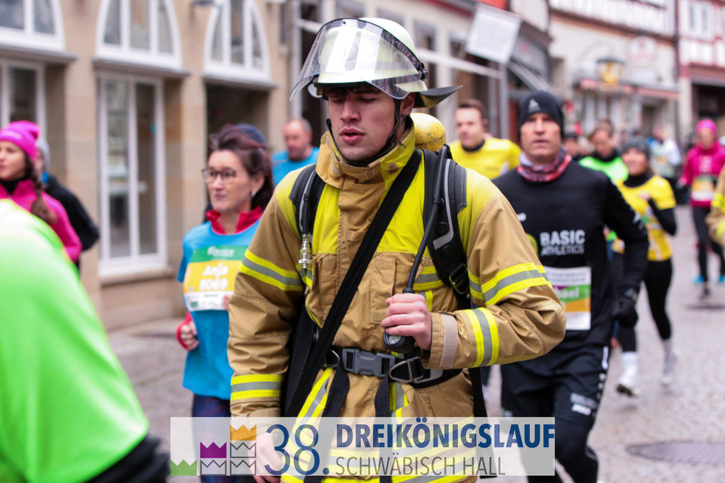 5km Roewisch Wohnbau Cup | 3 Koenigslauf 2024 5km Roewisch Wohnbau Cup - Realisiert mit Pictrs.com