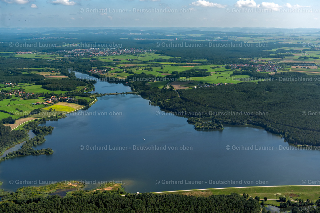 4050664 | ROTH 02.09.2021 Uferbereiche am Seegebiet des Rothsee in Roth im Bundesland Bayern, Deutschland. // Riparian areas on the lake area of Rothsee in Roth in the state Bavaria, Germany. Foto: Gerhard Launer