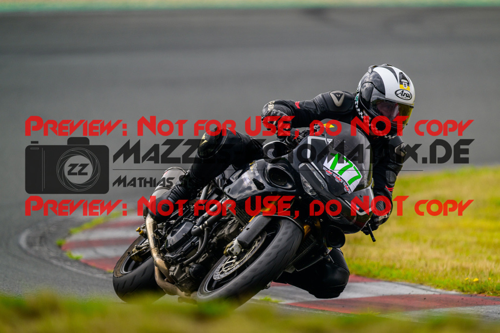 MaZZes_FotoMatrix_240724_6007705_5442 | GRUEN