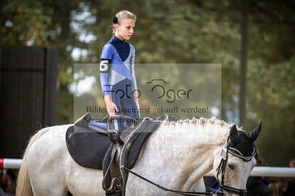 DOS_0147 | Entdecke hochwertige Reitturnierfotos von Foto Oger. Professionell, emotional und authentisch – jetzt Lieblingsmomente im Shop bestellen.Deutschlandweite Turnierfotografie. - Realisiert mit Pictrs.com