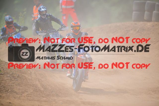 MaZZes_FotoMatrix_220529_6457 | Fotograf Mathias Schmid
Sportfotograf,
Eventfotograf,
Hochzeitsfotograf,
Portraitfotograf