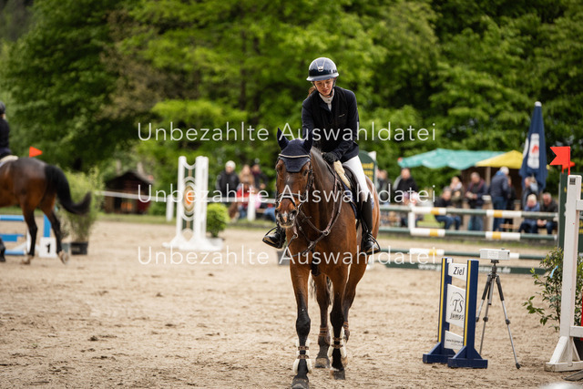 Bad_Meinberg_07063 | saradresslerfotografie - Realisiert mit Pictrs.com