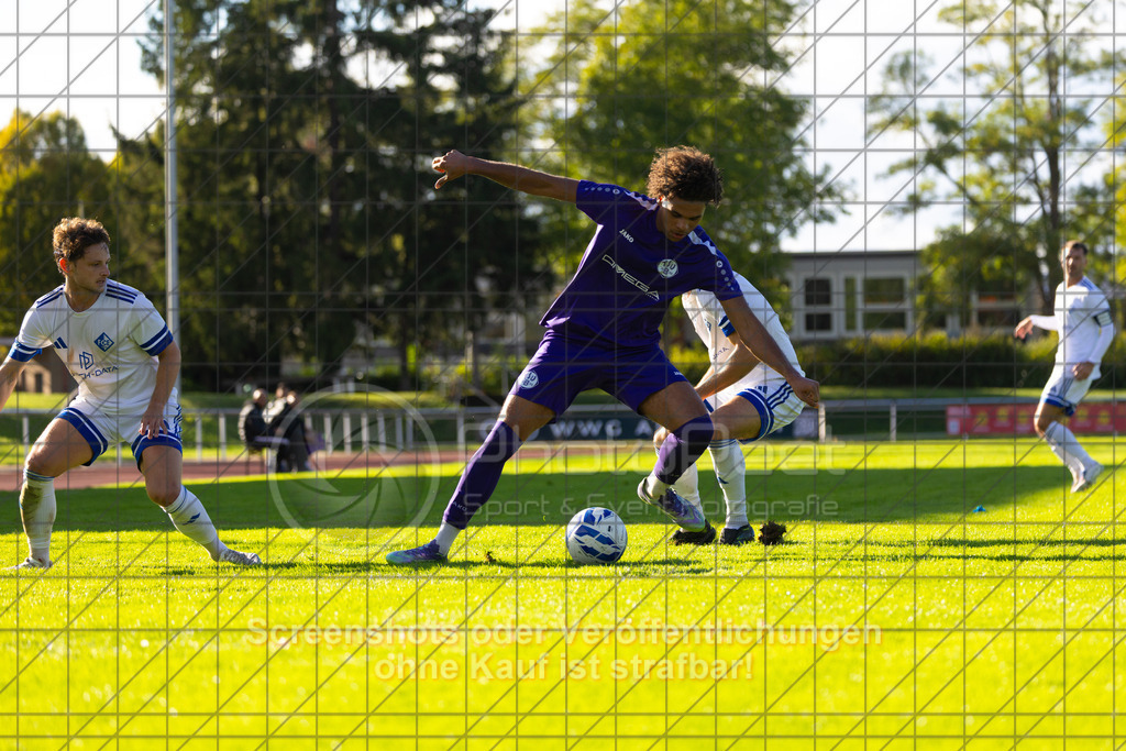 20261010_161121_0349_(c)_by_PhotoPeet | #,1.FC Eislingen (weiß) vs. TSV Bernhausen (lila), Fussball, Landesliga 2 - wfv, 11. Spieltag, Saison 2026/2027, Rasenplatz, Eichbachstation, Haldenstraße, 73054 Eislingen, 10.10.2026 - 15:30 Uhr,Foto: PhotoPeet / Sport- &amp; Eventfotografie / Peter Harich