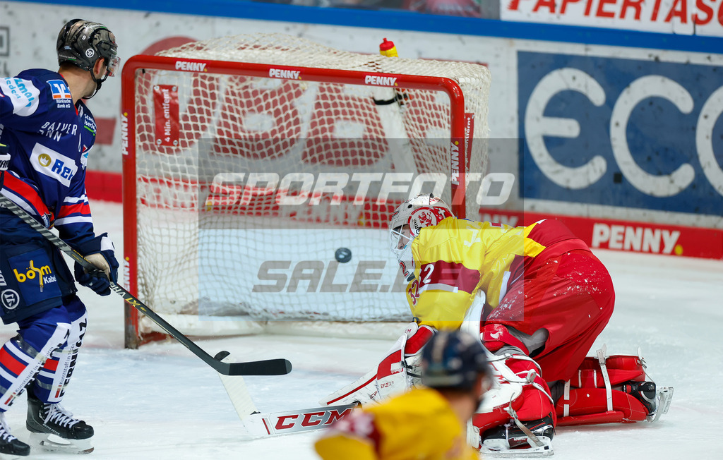 Iserlohn Roosters - Duesseldorfer EG | 
DEL: Iserlohn Roosters - Duesseldorfer EG - Realisiert mit Pictrs.com