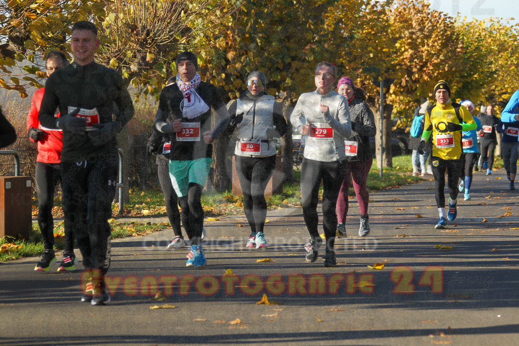 241201_1145_EV4_1655 | Sportfotografie im Rhein-Sieg Kreis, Köln, Bonn, NRW, Rheinland Pfalz, Hessen, etc. Unser Tätigkeitsfeld umfasst den Laufsport vom Volkslauf über den Marathon, Duathlon, Triathon bis zum Ultralauf wie Kölnpfad Ultra oder Schindertrail.
