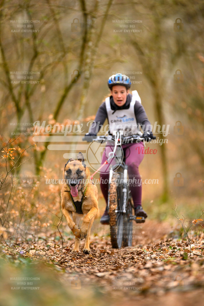 MompixPhotography_ReiatRennen2024_SO_Bike1H-90 | mompixphotography