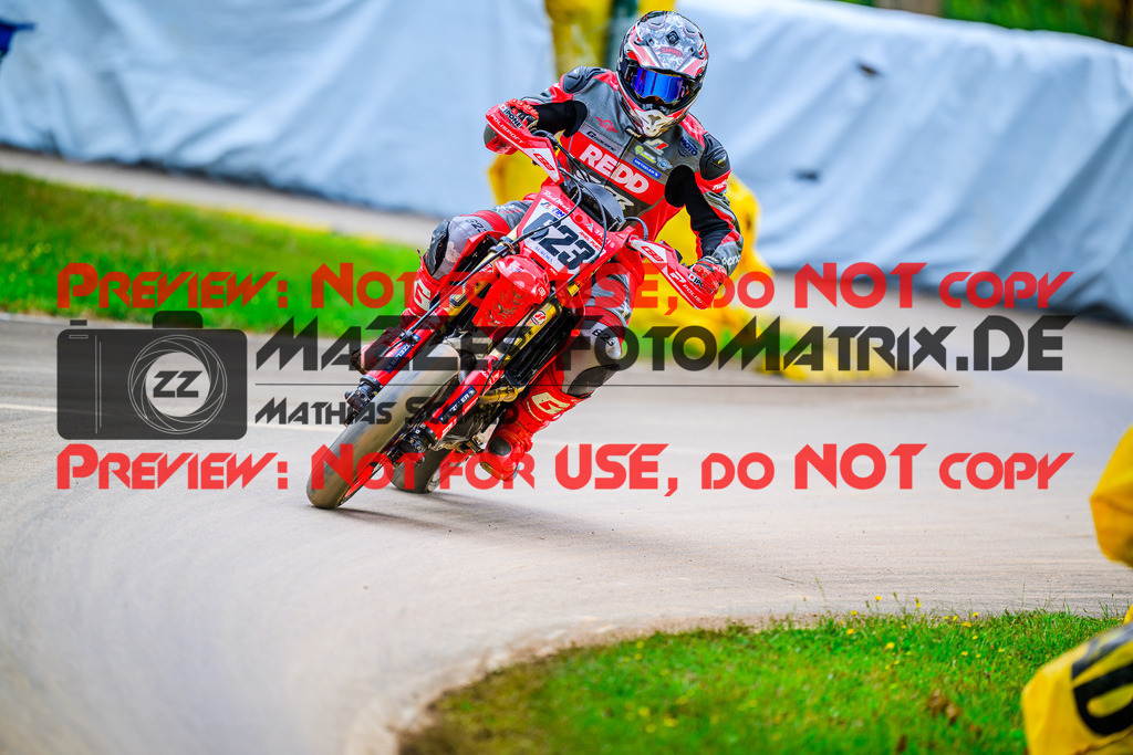 MaZZes_FotoMatrix_240818_6007705_8878 | S1