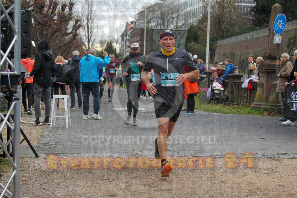 221231_1159_EV4_8298 | Sportfotografie im Rhein-Sieg Kreis, Köln, Bonn, NRW, Rheinland Pfalz, Hessen, etc. Unser Tätigkeitsfeld umfasst den Laufsport vom Volkslauf über den Marathon, Duathlon, Triathon bis zum Ultralauf wie Kölnpfad Ultra oder Schindertrail.