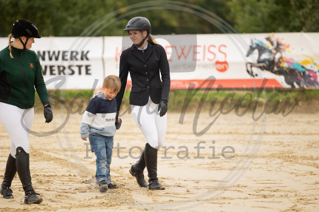 994A8880 | sabrinanicolaifotografie - Realisiert mit Pictrs.com