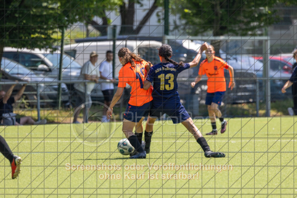 20250622_143303_0339 | #,ASV Eislingen (blau) vs. Tura Untermünkheim (orange), Fussball, Aufstiegsspiel in B-Juniorinnen-VS Nord Runde 2 - WfV, Saison 2024/2025, Kunstrasensportplatz im Ösch, Staufeneckerstraße, 73054 Eislingen, 22.06.2025 - 14:00 Uhr,Foto: PhotoPeet-Sportfotografie/Peter Harich