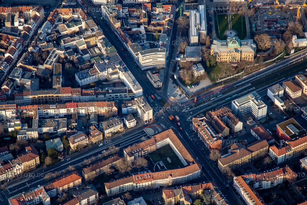 Luftbild: Kriegsstraße x Karlstr im Ortsteil Innenstadt-West in Karlsruhe im Bundesland Baden-Württemberg in Deutschland. Foto: IMG_136017.jpg vom 21.02.2023 durch Werner Riehm/FLY-FOTO.de